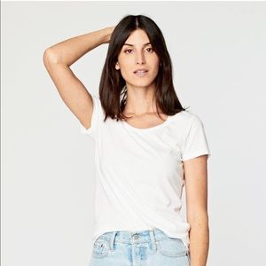 Threads 4 Thought XS White Scoop Neck Tee